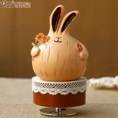 Cute onion rabbit rotating music box Music Box Music Box Sky City Creative birthday gift for girl girlfriend girl