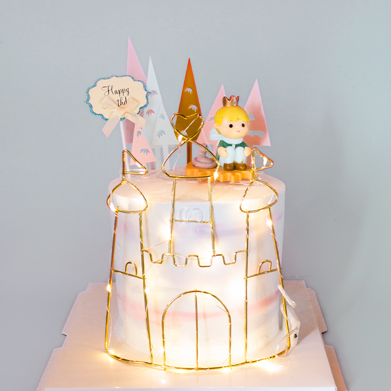 Cake decoration romantic castle decoration horse riding prince plug-in birthday party background dress up dessert set net red
