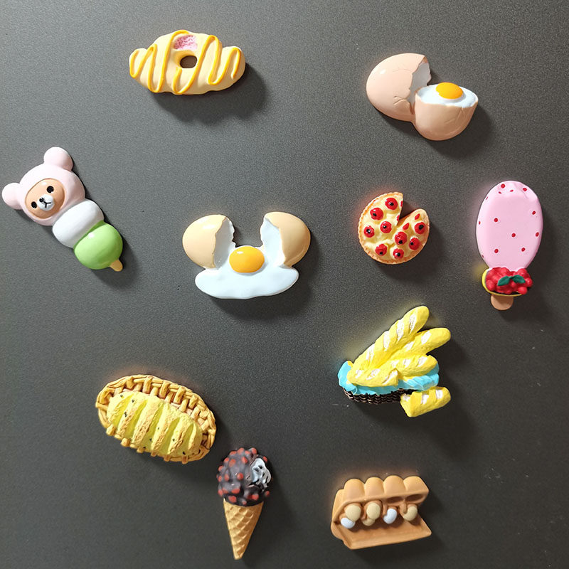 Cute creative cartoon refrigerator sticker Three-dimensional creative magnetic sticker Simulation food bread message sticker magnet