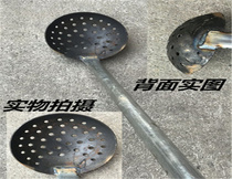 Digging a tree hole steel plate spoonful of iron scoop scooping cleaning the silt of the sewer digging the earth digging a pole shovel