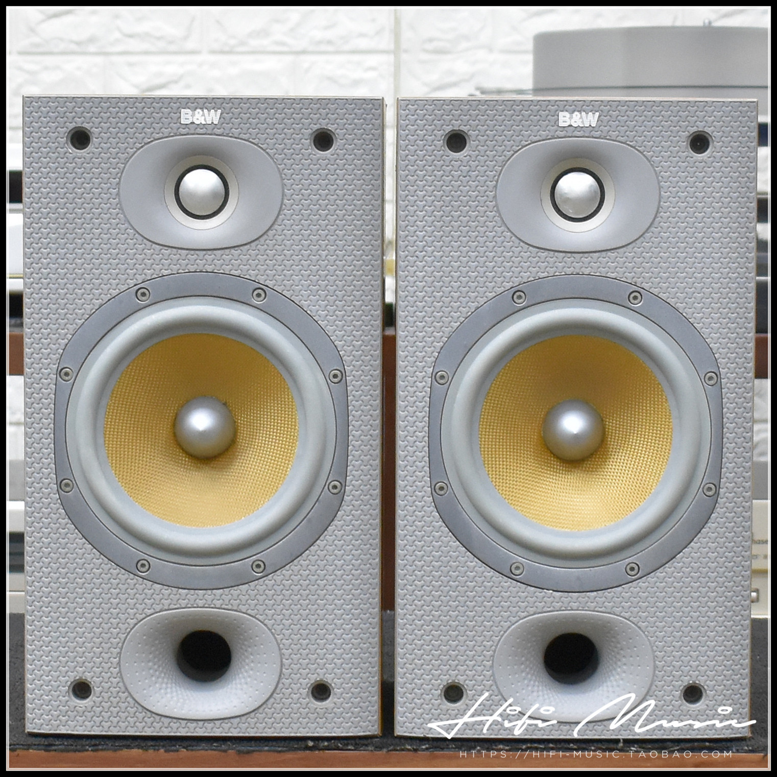 Second-hand original British BWBWDM601 S3 3rd generation classic fever bookshelf horn serial number HIFI speaker