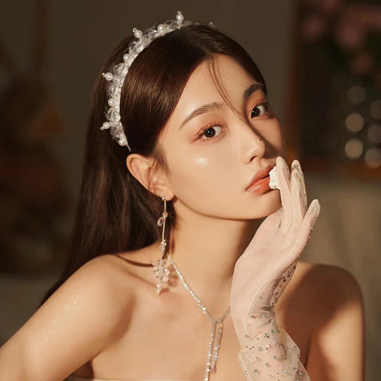生日皇冠头饰白色可爱生日珍珠发箍2023年网红新款女神高级氛围感