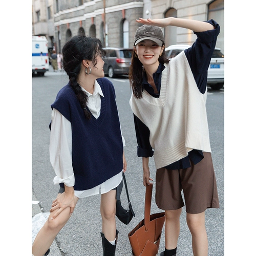 Трикотажный осенний жилет, майка топ, весенний свитер, тренд сезона, оверсайз