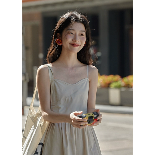 Платье-комбинация, приталенная длинная юбка, французский стиль, яркий броский стиль, подходит для подростков