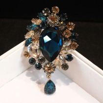 Retro atmospheric blue gem high-end brooch big womens suit Pin Pin Pin coat corsage decoration accessories Korean