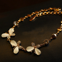 Korean fashion cute sweet sweet plating 18K gold rose gold Cats Eye Stone butterfly bracelet female gift for girlfriend