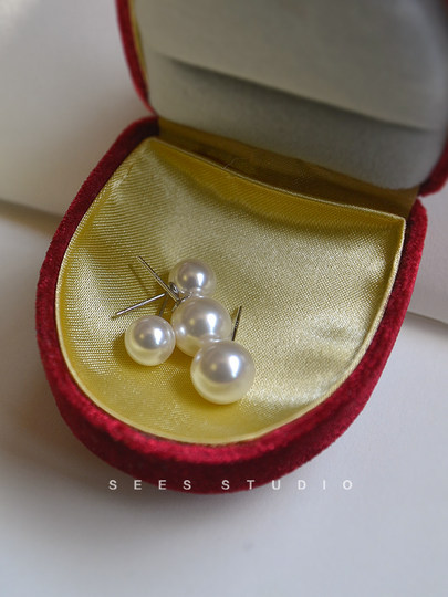 ins Blogger Fever's Same Style Shijia Bright Round Pearl 925 Sterling Silver Earrings for Women, Simple and Retro Style