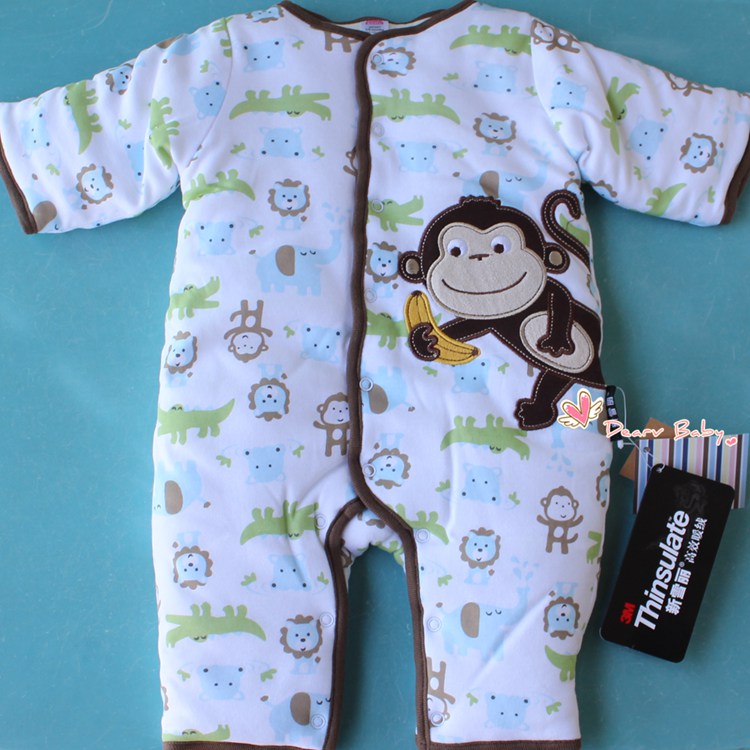 Coffret cadeau pour nouveau-né - Vêtements + Fournitures - Ref 1977581 Image 8