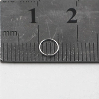 Платиновое открывающее кольцо диаметром 0,4 мм диаметром 5 мм