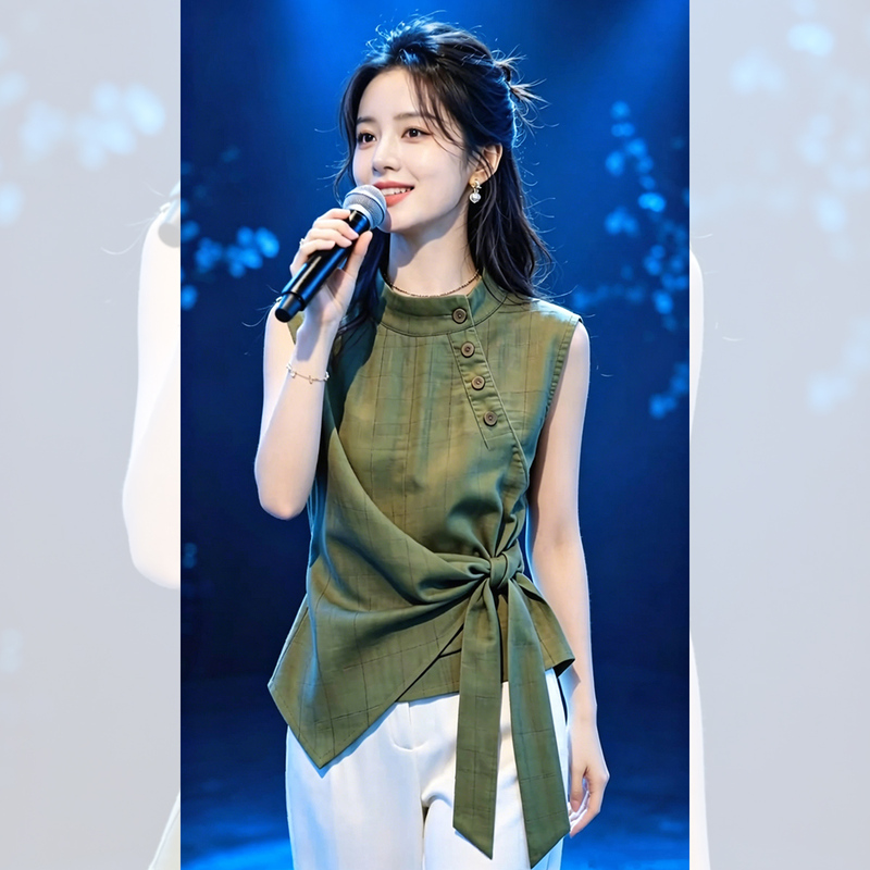 [New Arrivals for Summer] 2026 Summer New Design, Fashionable and Casual Green Sleeveless Shirt Top