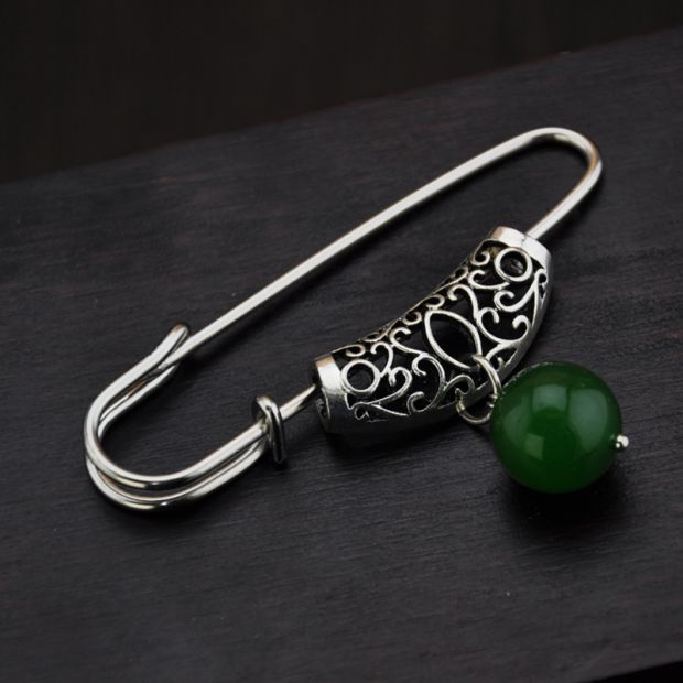 Vintage Miao bạc rỗng thẻ xanh chalcedony trâm cài pin áo len văn học cổ điển trang sức cổ điển phụ kiện áo vest