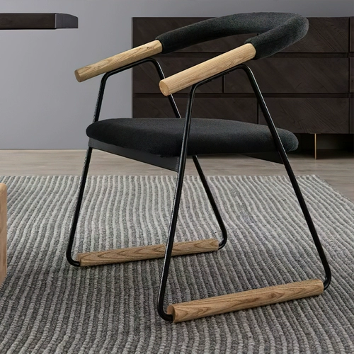 После мебели домохозяйственная гостиная сплошной дерево обеденный стул, дизайнерский стул Light Luxury Restaurant Restaurant Casual Velvet Trearmiation Sware