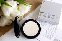 Spot) IT COSMETICS Bye Bye Pores pores Invisible Makeup Makeup Powder Pie Honey Pie 9g