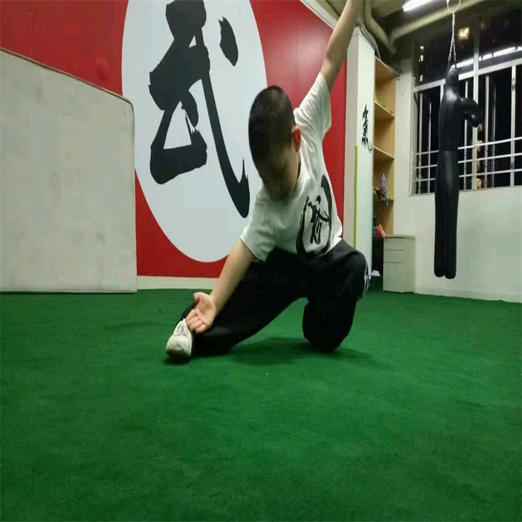 The ink green yarn thickness carpet 10 MM thickness dance room full of carpet fire retardant field paving soundproof