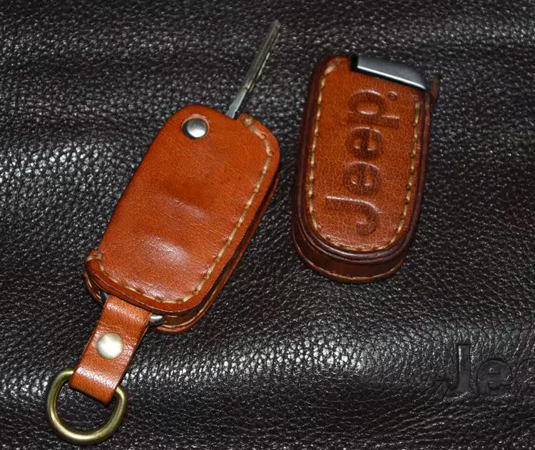 The water buffalo leather motor vehicle key cover