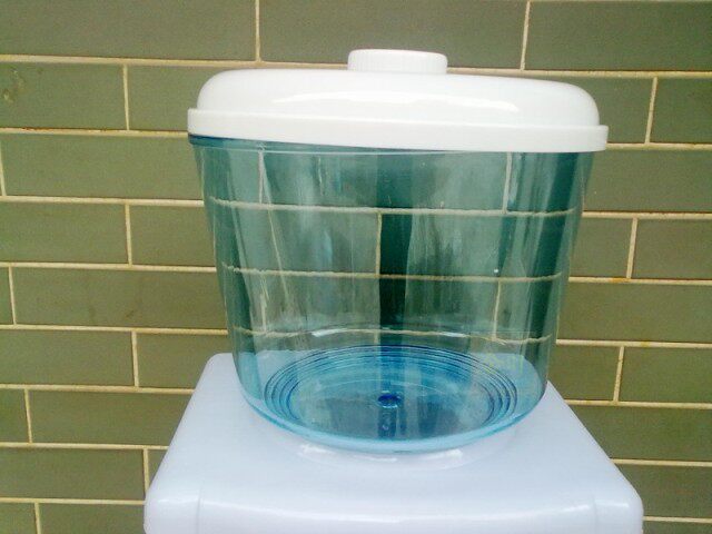 PHS Thickened type small communicating straight Drinking water dispenser Water purification Superconnector to take the whole box more favourable