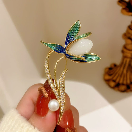 Элегантная брошь из жемчуга на лацкан, булавка на день матери, коллекция 2023, золото 750 пробы, орхидея