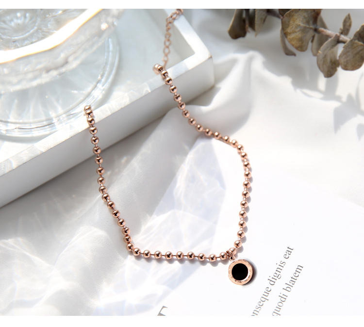 Hàn Quốc mới được mạ titan thép 18K hạt vòng La Mã vòng chân nữ thời trang mạng xã hội đơn giản màu đỏ không phai vòng chân nữ đẹp