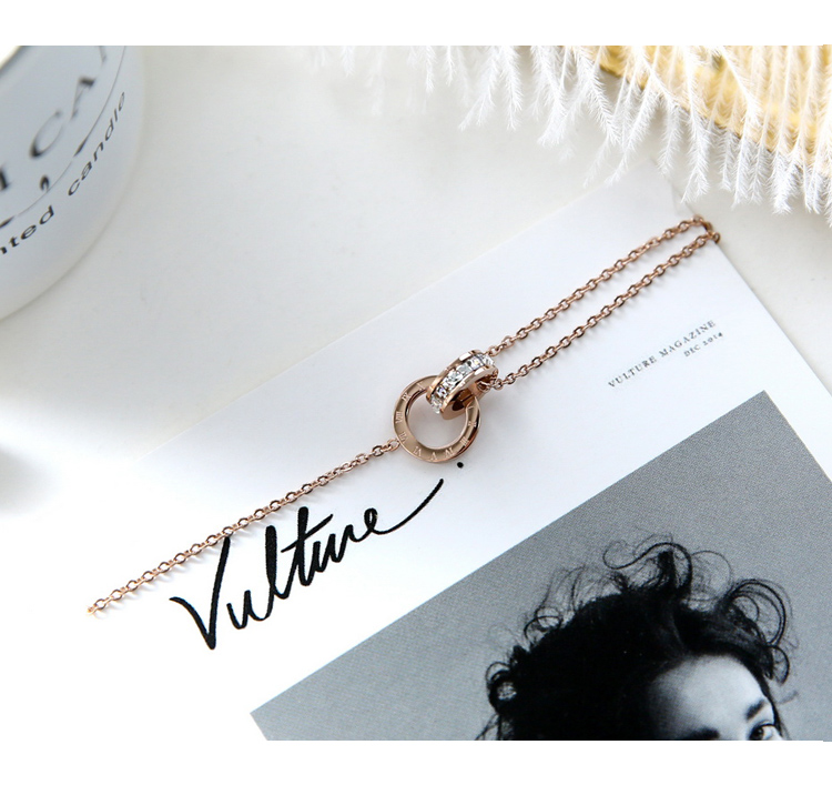 Thép titan mạ vàng hồng 18K zircon vòng đôi La Mã vòng chân thời trang nữ không phai màu hoang dã đơn giản Tanabata lắc chân pnj