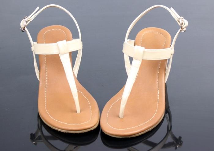 Book a new genuine leather retro nude color clip toe-herringbone side an empty wedge female sandal 31 32 33 33 Code