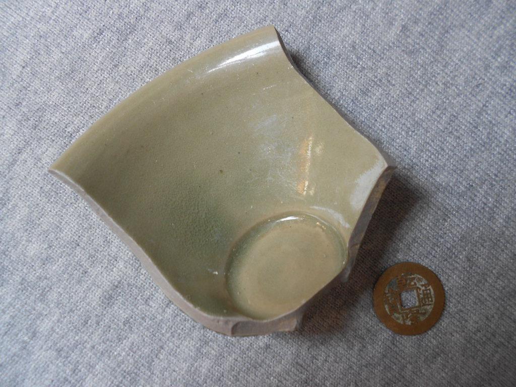 Remnants of old porcelain pieces, Qing Enameled Bowl, Yaozhou Kiln, Song Dynasty