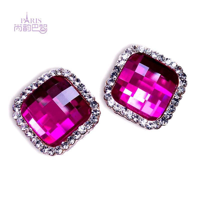 European and American fashion ladies atmosphere square rose ruby ​​big ear pin bridal wedding ear buckle black ear clip without ear hole