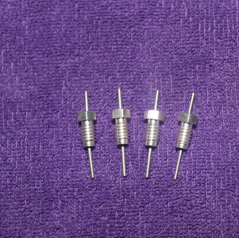 Core capacitor 8-32 UNC-2A 45000PF 100VDC 10A 453