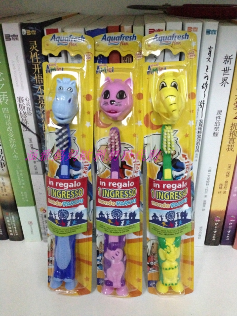 Spot Italian original import Aquafresh children's toothbrush soft brush over 3 years old