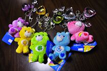 Tail single care bears Rainbow bear love bear super beautiful rhinestone finger doll Plush doll pendant