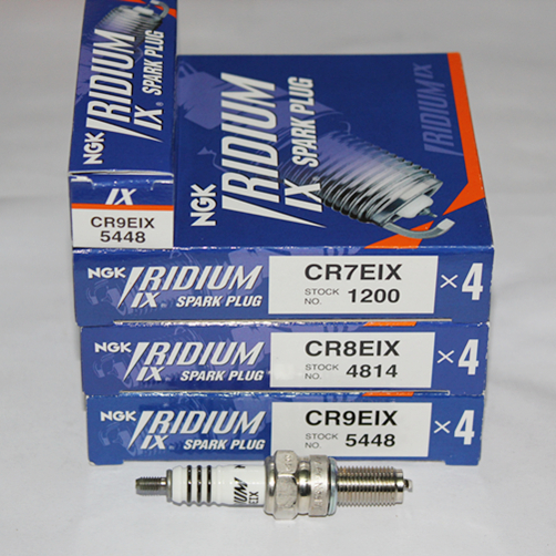 NGK Iridium Spark Plug CR7EIX CR8EIX CR9EIX CR7HIX DR8EIX for Huanglong CB400