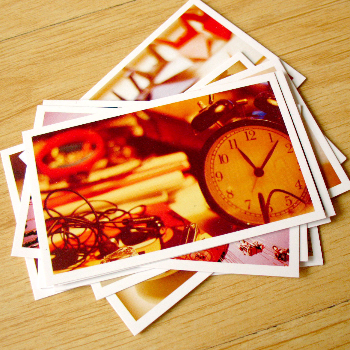 Nostalgic alarm clock clock pattern thank you card small card after-sales card greeting card blessing mini card