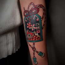 Full 15 yuan carp protection safe Royal Guard tattoo stickers waterproof female lasting simulation Japanese Korean hipster