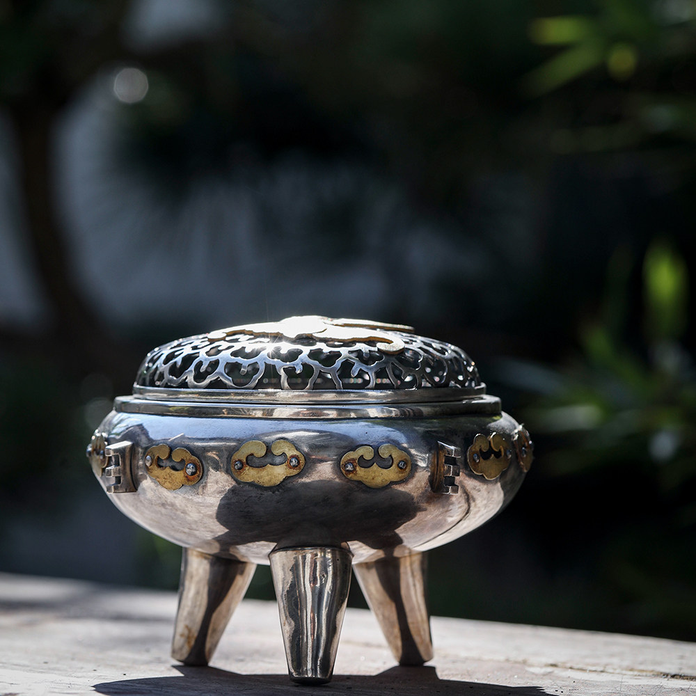日本明治时期金工大师杉本仪助作金蝙蝠贴付象嵌云透火舍纯银香炉-淘宝网