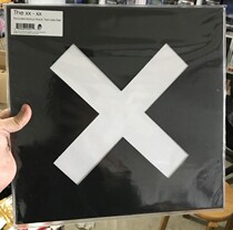 On the dark glue record The XX eponymous album lp