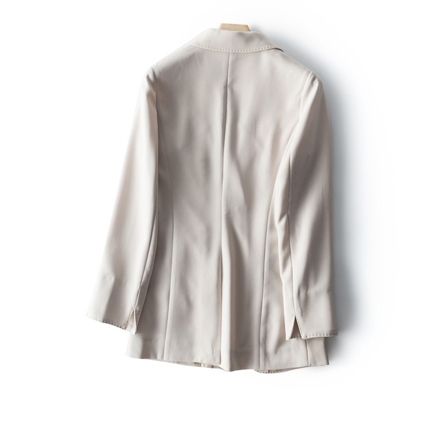Beige Slim Fit Suit Jacket ອອກແບບຂອງແມ່ຍິງໃນລະດູໃບໄມ້ປົ່ງແລະດູໃບໄມ້ລົ່ນປີ 2022 ໃໝ່ Drapey Slim One-button Suit Top