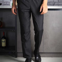 Тонкая черно -белая полоса