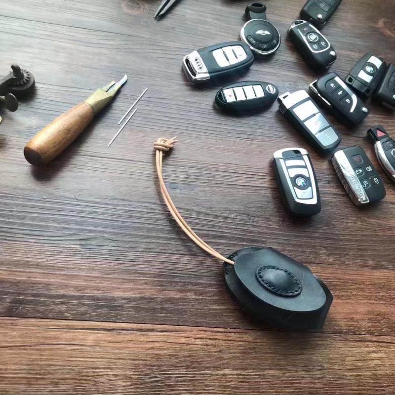 Universal móc khóa bằng da nguyên chất retro cho nam và nữ túi chìa khóa xe da túi điều khiển từ xa thiết lập nhỏ - Trường hợp chính shop ví móc khóa