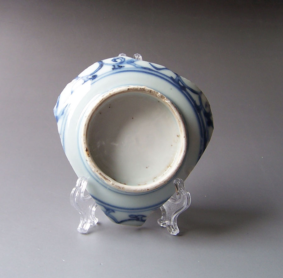 2609 Chenghua lotus pond lotus porcelain specimen