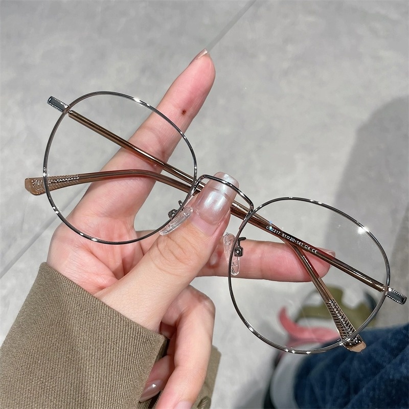 Cherry Kitty Flat Mirror Retro Ultra Light Glasses Female Fashion Anti-Blue Light Can Be Matched for Nearsighted Frames Man-Taobao