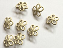 British Textile Garden cream flower shape metal button diameter 22mm one price