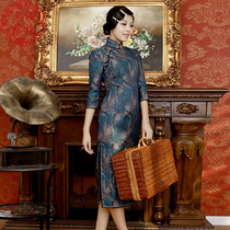  Yifu dress Dark blue brocade long retro mid-sleeve modified cheongsam Haute couture dress