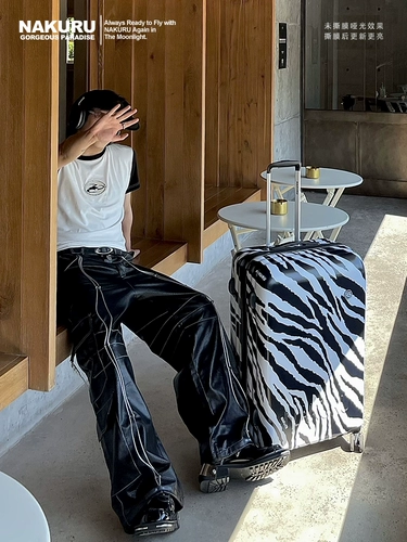 Чемодан, ретро универсальная зебра, в корейском стиле, 20 дюймов, 24 дюймов, поворотные колеса