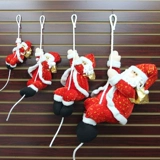 Рождественские украшения поднимают старик, висящий украшение рождественская елка Подарочная торговая торговля висят, отделка окна Потолок укладки продукции