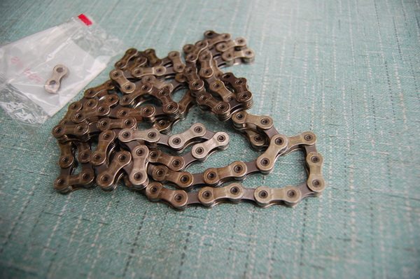 Chaîne de vélo - Ref 2378393 Image 4