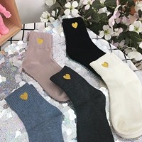 Phiên bản Hàn Quốc của cô gái trái tim Harajuku sinh viên vớ cotton hoang dã dễ thương trái tim rắn màu ống vớ đại học vớ dài vớ thể thao quần tất bông dày