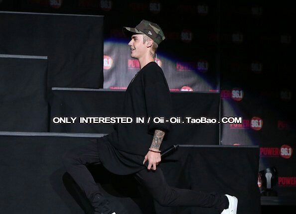 Justinbieber kanye oversize tay áo ngắn yeezy màu rắn ngụy trang lỏng áo thun nam và nữ tay áo áo thun nam đẹp