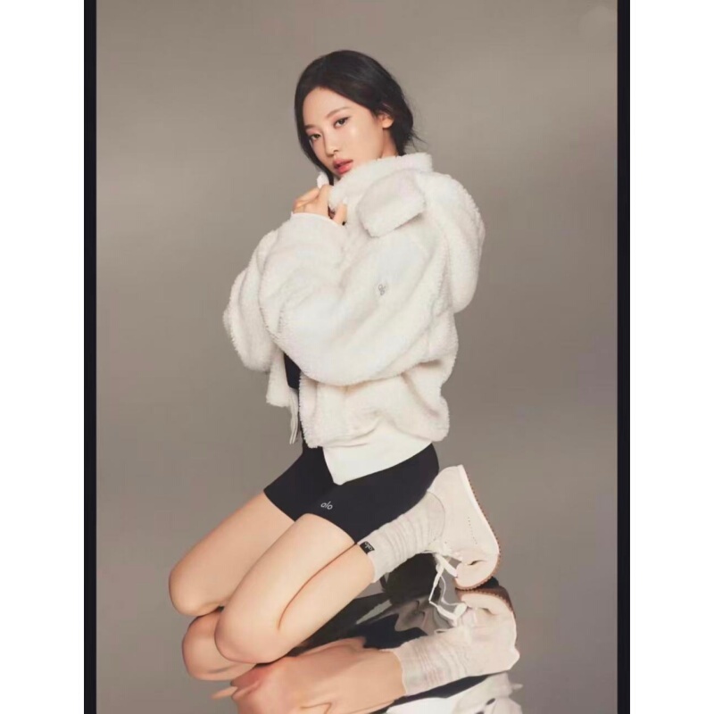 Free of Charge Alo Yoga Foxy Sherpa Jacket Imitation Lamb Wool Jacket, Same Style as Kendall Jenner