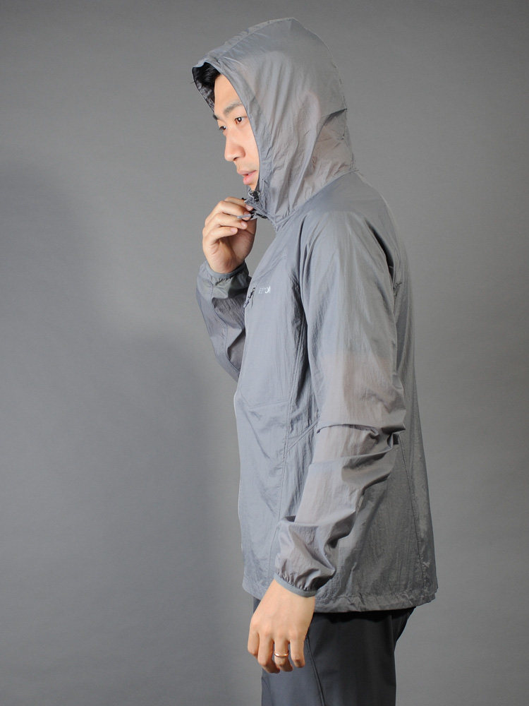 Marmot 土拨鼠 19年新品 情侣款 DWR防泼水超薄透气皮肤防晒衣外套 R51270 双重优惠券折后￥219包邮史低