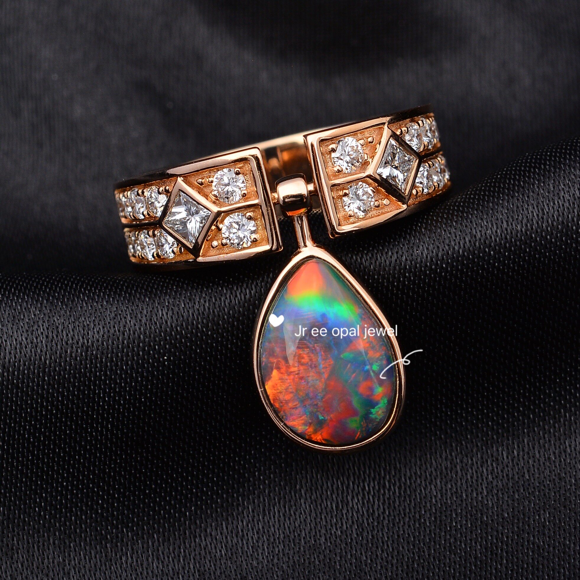 Australia Black Europool Bifacial Color Natural Raw Stone 18k Diamond Jewellery Custom Color Jewel Ring Retro Female Ring