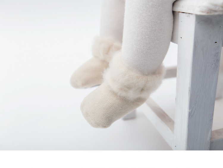 Mùa thu và mùa đông tất bé dày cộng với nhung ấm cotton vớ không xương bé vớ lỏng miệng chống trượt vớ sơ sinh tất lót lông 